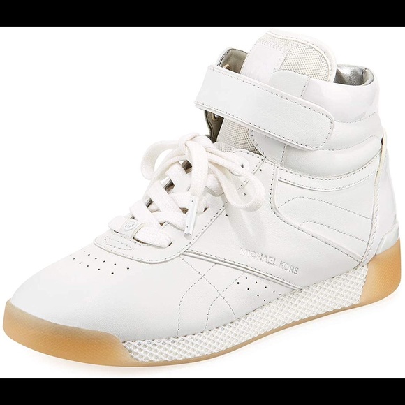 Michael Kors Sneakers - Picture 2 of 15